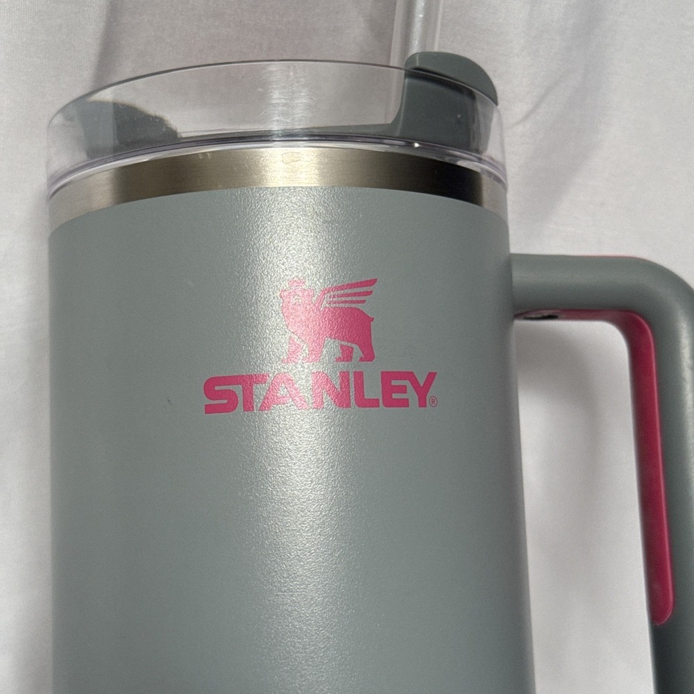 Stanley Matte Grey Rock Pink H2.0 Quencher Flowstate 40oz Tumbler - Picture 2 of 6